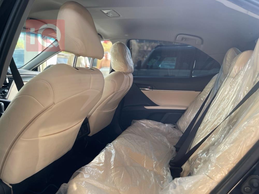 تۆیۆتا کامری